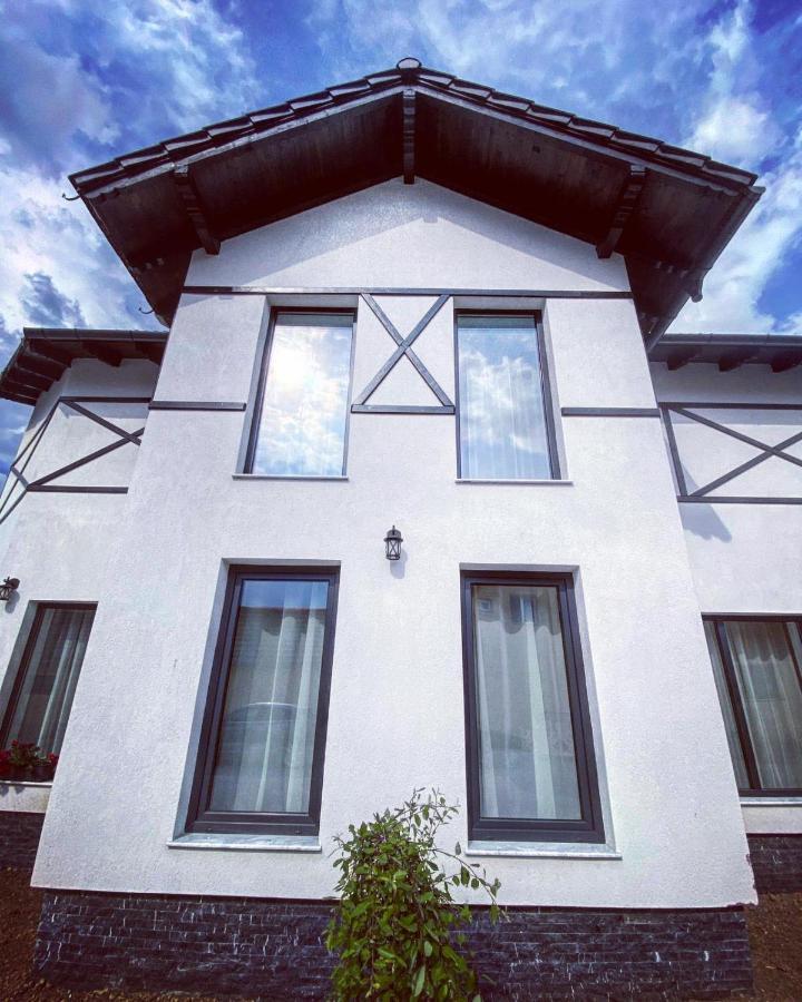 Casa Raira Barcani Exterior foto